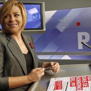 Valenciano cree que se ha pasado "del engaño al desengaño" y concluye que Mari Valenciano cree que se ha pasado "del engaño al desengaño" y concluye que Mariano Rajoy "no era el milagro"