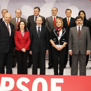 PSOE y embajadores latinoamericanos abogan por un nuevo planteamiento de las rel PSOE y embajadores latinoamericanos abogan por un nuevo planteamiento de las relaciones entre América Latina y Europa