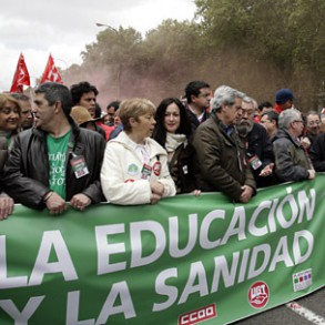 López: "Quien no puede mirar a los ojos de los españoles es quien les ha estaf López: "Quien no puede mirar a los ojos de los españoles es quien les ha estafado y les ha engañado"