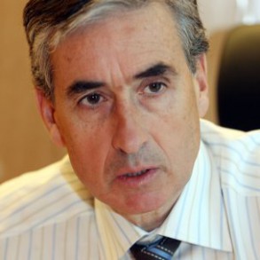 El PSOE prepara una "renovación ideológica importante" similar al "golpe de ti El PSOE prepara una "renovación ideológica importante" similar al "golpe de timón" que dio González tras perder en 1979