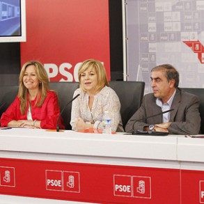 El PSOE presenta sus medidas que proporcionan 6.300 millones de euros adicionale El PSOE presenta sus medidas que proporcionan 6.300 millones de euros adicionales para financiar el SNS sin recortes de derechos ni copago