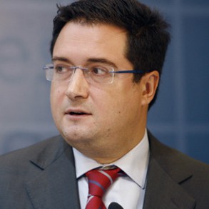 Óscar López: "Tanto hablar de la herencia recibida y estaba en los cajones de Óscar López: "Tanto hablar de la herencia recibida y estaba en los cajones de las Comunidades del PP"