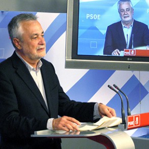 Griñán mantiene que "no es justo" que Andalucía "con menos del 14% del défic Griñán mantiene que "no es justo" que Andalucía "con menos del 14% del déficit total de las comunidades autónomas tenga que hacer un ajuste de casi el 21%