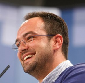 Hernando reclama al PP que aclare si Fátima Báñez va a dimitir después de qu Hernando reclama al PP que aclare si Fátima Báñez va a dimitir después de que el Gobierno no haya desmentido la filtración de un documento confidencial