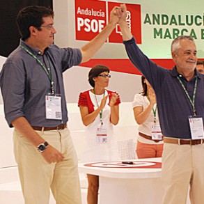 Óscar López pide a Mariano Rajoy que "aplique un ERE" a la ministra Báñez po Óscar López pide a Mariano Rajoy que "aplique un ERE" a la ministra Báñez por filtrar el ERE del PSOE y por los posibles negocios irregulares de su familia en Mercasevilla