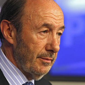 Rubalcaba anuncia una "campaña diaria" del PSOE para pedir al Gobierno que pror Rubalcaba anuncia una "campaña diaria" del PSOE para pedir al Gobierno que prorroque la ayuda de 400 euros para parados que han agotado la prestación