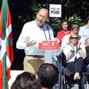 Rubalcaba:"El PSOE está con los miles de ciudadanos que le están diciendo a Ra Rubalcaba:"El PSOE está con los miles de ciudadanos que le están diciendo a Rajoy NO a unas políticas que sólo han creado desempleo y sufrimiento"