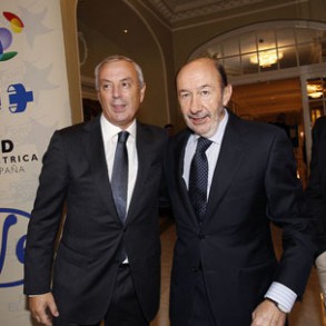 Rubalcaba: "Los presupuestos son increíbles, reparten injustamente los esfuerzo Rubalcaba: "Los presupuestos son increíbles, reparten injustamente los esfuerzos y no van a crear empleo"