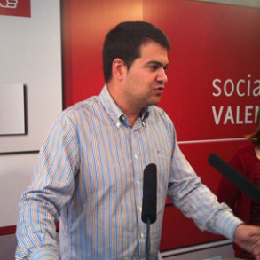 JSE comienza una ofensiva en defensa de la educación pública JSE comienza una ofensiva en defensa de la educación pública