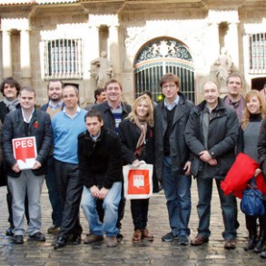 Moscoso del Prado defiende la unidad de acción de la socialdemocracia para impu Moscoso del Prado defiende la unidad de acción de la socialdemocracia para impulsar políticas europeas "más proactivas, como las de Obama", frente a la obsesión por el déficit de los gobiernos de derecha