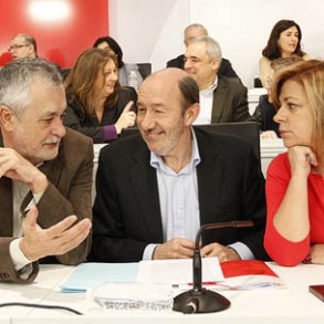 Rubalcaba recibe el respaldo del Comité Federal para abrir una nueva etapa en e Rubalcaba recibe el respaldo del Comité Federal para abrir una nueva etapa en el PSOE con un proyecto político renovado