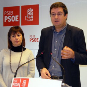 Óscar López: "Rajoy no acabó con Bárcenas porque no podía, pero Bárcenas p Óscar López: "Rajoy no acabó con Bárcenas porque no podía, pero Bárcenas puede acabar con Rajoy porque puede, y además lo ha demostrado ante notario"