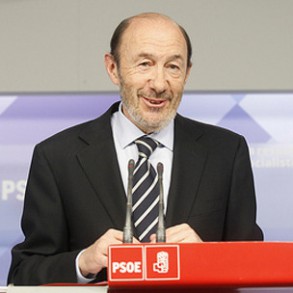 Rubalcaba invita a los ciudadanos a sumarse a 'La hora del Planeta' para pilotar Rubalcaba invita a los ciudadanos a sumarse a 'La hora del Planeta' para pilotar la Tierra de manera "sensata"