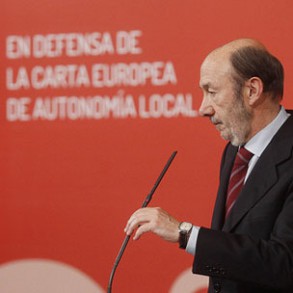 RUBALCABA DENUNCIA LA "CONFESIÓN DE IMPOTENCIA, DE RESIGNACIÓN Y DE BRAZOS CAÍDOS" DE RAJOY ANTE EL PROBLEMA DEL DESEMPLEO