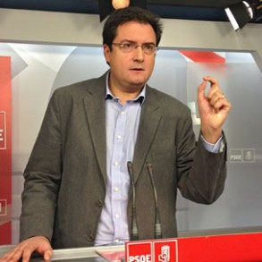 Óscar López: "¿Cómo se atreve Arenas a hablar de la casa de los demás cuand Óscar López: "¿Cómo se atreve Arenas a hablar de la casa de los demás cuando tiene la suya sucia y desordenada?"