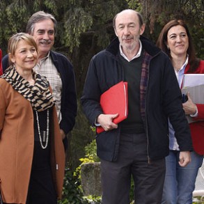 El PSOE buscará acuerdos en autonomías, Europa y con los agentes sociales para El PSOE buscará acuerdos en autonomías, Europa y con los agentes sociales para luchar contra el paro