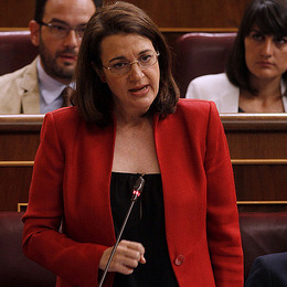 Soraya Rodríguez: Sus políticas nos están llevando a una España en blanco Soraya Rodríguez: Sus políticas nos están llevando a una España en blanco y negro, al empobrecimiento y a la exclusión de muchos ciudadanos