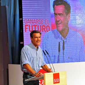 El PSOE acusa a la derecha de llevar a cabo una estrategia "deliberadamente dise El PSOE acusa a la derecha de llevar a cabo una estrategia "deliberadamente diseñada para empobrecer a los más débiles y vulnerables"