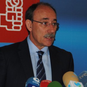 Mario Bedera dice que el Real Decreto sobre becas es "un arma de destrucción m Mario Bedera dice que el Real Decreto sobre becas es "un arma de destrucción masiva de la igualdad"