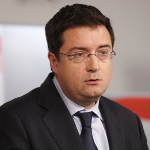 Óscar López señala que el PSOE abordará con los rectores la manera de "corre Óscar López señala que el PSOE abordará con los rectores la manera de "corregir la profunda desigualdad" de las diferencias de tasas universitarias