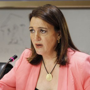 Soraya Rodríguez pide al PP que "pare esta huida a ninguna parte" en la que "es Soraya Rodríguez pide al PP que "pare esta huida a ninguna parte" en la que "están arrastrando a todos los españoles"