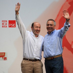 Rubalcaba defiende el proyecto de reforma de la Constitución para seguir trabaj Rubalcaba defiende el proyecto de reforma de la Constitución para seguir trabajando y viviendo juntos