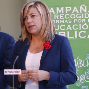 Valenciano: " Si el PP hubiera dicho que iba a asaltar a los pensionistas, a la Valenciano: " Si el PP hubiera dicho que iba a asaltar a los pensionistas, a la educación y sanidad públicas y a los dependientes, nunca habría ganado las elecciones