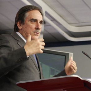 Valeriano Gómez: "Podemos ser víctimas de un espejismo", porque la caída de l Valeriano Gómez: "Podemos ser víctimas de un espejismo", porque la caída de la población activa es muy preocupante
