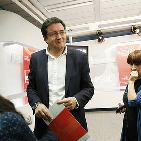 Oscar López destaca la propuesta revolucionaria de la reforma fiscal del PS Oscar López destaca la propuesta revolucionaria de la reforma fiscal del PSOE para rescatar a las rentas más bajas