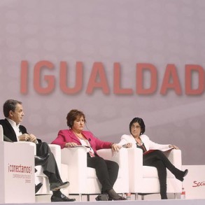 Zapatero sitúa la lucha contra la violencia de género como la primera de las p Zapatero sitúa la lucha contra la violencia de género como la primera de las prioridades en las políticas de igualdad