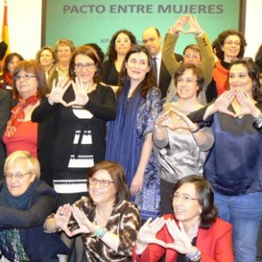 El PSOE firma el "Pacto entre mujeres por los derechos sexuales y reproductivos El PSOE firma el "Pacto entre mujeres por los derechos sexuales y reproductivos y de la interrupción voluntaria del embarazo"