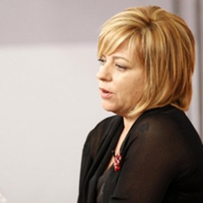 Elena Valenciano: El PSOE quiere "provocar un debate" para evitar que el Gobiern Elena Valenciano: El PSOE quiere "provocar un debate" para evitar que el Gobierno cometa "un gravísimo error" que solo va a añadir "sufrimiento al sufrimiento" de muchísimas mujeres