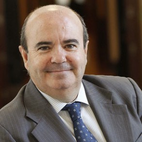 Zarrías reitera que la reforma local, "mecanismo tortuoso y chapucero", dejará Zarrías reitera que la reforma local, "mecanismo tortuoso y chapucero", dejará "empantanados a los ayuntamientos"