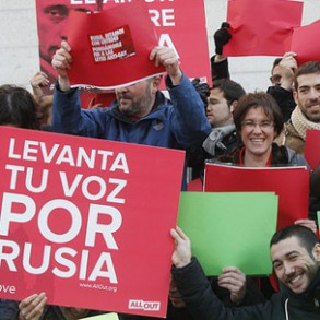 El PSOE insta al Gobierno de Rajoy a que muestre su rechazo a las leyes contra l El PSOE insta al Gobierno de Rajoy a que muestre su rechazo a las leyes contra la población LGTB aprobadas por Putin en Rusia