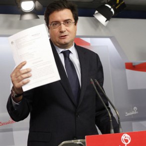 El PSOE exige a Rajoy que aclare si ha pactado con Barcina "taparse las corrupci El PSOE exige a Rajoy que aclare si ha pactado con Barcina "taparse las corrupciones"