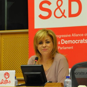 Elena Valenciano: "Pedimos una comisión de investigación sobre la tragedia de Elena Valenciano: "Pedimos una comisión de investigación sobre la tragedia de Ceuta porque la realidad audiovisual contradice todos los días las afirmaciones de los responsables de Interior"