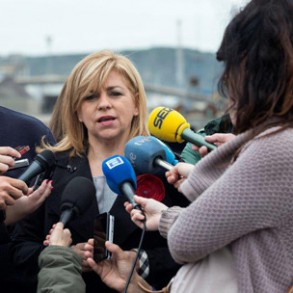 Elena Valenciano anuncia que hará una campaña pegada a "los problemas reales d Elena Valenciano anuncia que hará una campaña pegada a "los problemas reales de los españoles" para dar "soluciones"