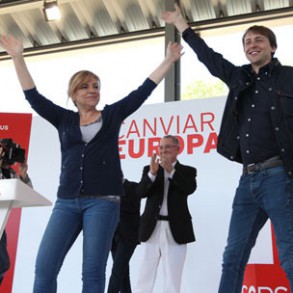 Elena Valenciano: "Para que ganen las mujeres, los jóvenes y los trabajadores t Elena Valenciano: "Para que ganen las mujeres, los jóvenes y los trabajadores tienen que perder Rajoy, Mas y Merkel"