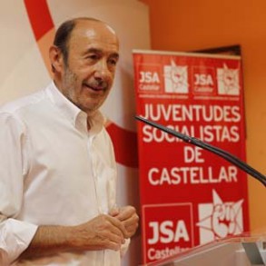 Rubalcaba llama a los militantes del PSOE a votar para "reforzar" a un secretari Rubalcaba llama a los militantes del PSOE a votar para "reforzar" a un secretario general "que tiene una tarea enorme por delante"