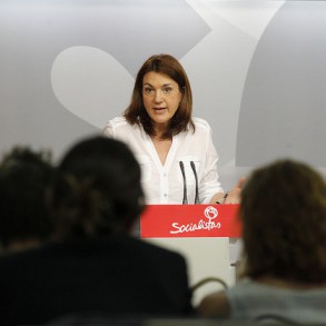 Soraya Rodríguez pide al Gobierno que cambie en Europa la política de austerid Soraya Rodríguez pide al Gobierno que cambie en Europa la política de austeridad extrema, que crea más paro y deteriora el crecimiento
