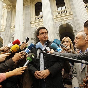 Óscar López: "La justicia ha evidenciado las mentiras de Rajoy y Cospedal sobr Óscar López: "La justicia ha evidenciado las mentiras de Rajoy y Cospedal sobre el despido de Bárcenas que, a día de hoy, sigue siendo empleado del PP"