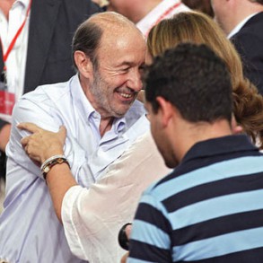Rubalcaba: "Hay razones para que los ciudadanos vuelvan a recuperar la confianza Rubalcaba: "Hay razones para que los ciudadanos vuelvan a recuperar la confianza en el PSOE"
