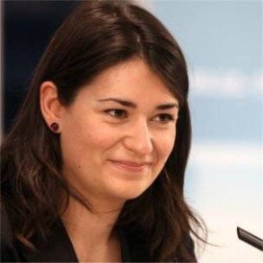 Carmen Montón pide al Gobierno que sitúe la lucha contra la violencia de géne Carmen Montón pide al Gobierno que sitúe la lucha contra la violencia de género en sus prioridades políticas