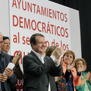 Caballero: el PSOE no negociará el proyecto de elección de alcaldes que plante Caballero: el PSOE no negociará el proyecto de elección de alcaldes que plantea el PP, que solo busca blindar alcaldías que los votos les van a negar