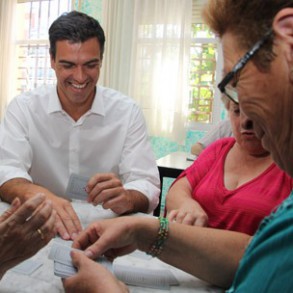 Pedro Sánchez: "No es la crisis, es el PP. El PP usa la crisis para construir u Pedro Sánchez: "No es la crisis, es el PP. El PP usa la crisis para construir una España desigual"