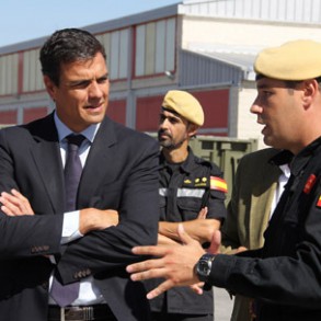 Pedro Sánchez destaca que la UME garantiza "la seguridad más inmediata y más Pedro Sánchez destaca que la UME garantiza "la seguridad más inmediata y más cercana a las personas"