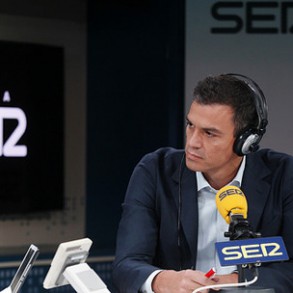 Pedro Sánchez: "La mejor manera de crear empleo es no destruirlo. Hay que derog Pedro Sánchez: "La mejor manera de crear empleo es no destruirlo. Hay que derogar la reforma laboral que abre las puertas al despido y rebaja salarios"