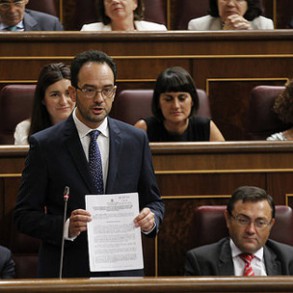 Hernando a la vicepresidenta: Los socialistas ofrecemos firmeza para defender Hernando a la vicepresidenta: Los socialistas ofrecemos firmeza para defender la Constitución, valentía para reformarla y diálogo para alcanzar un gran consenso