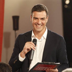 Cien días al frente del PSOE: Sánchez subraya que lo que le preocupa y ocupa Cien días al frente del PSOE: Sánchez subraya que lo que le preocupa y ocupa es el día a día de la gente que lo pasa mal por los recortes y las políticas del PP