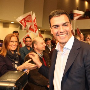 Pedro Sánchez: "Le exijo a Rajoy que dé explicaciones y que el PP asuma su res Pedro Sánchez: "Le exijo a Rajoy que dé explicaciones y que el PP asuma su responsabilidad por la Gürtel"